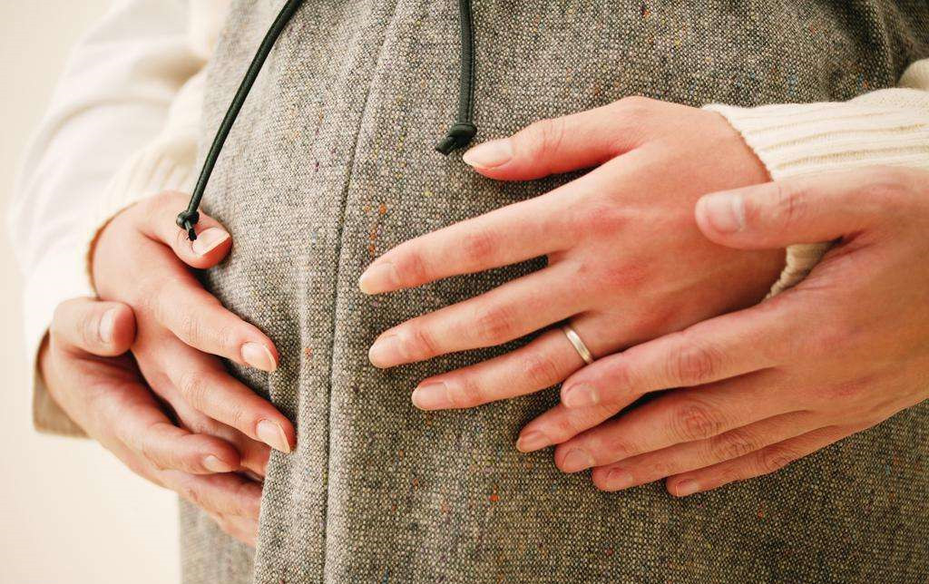 澳大利亚女子迷上怀孕  网上“出租”子宫替人助孕