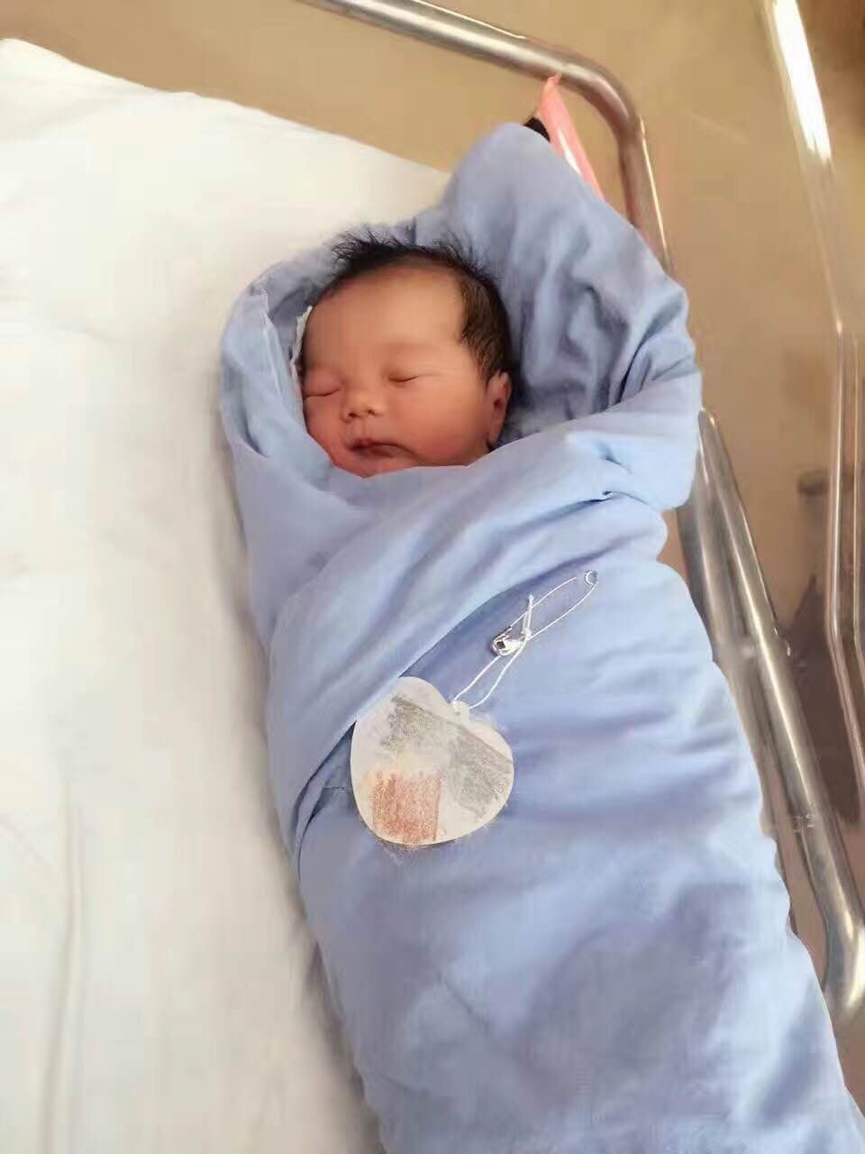 多年不孕患者选择美亚麟喜助孕公司成功得女！